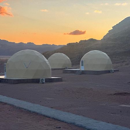 Star Magic Camp Hotel Wadi Rum Eksteriør billede