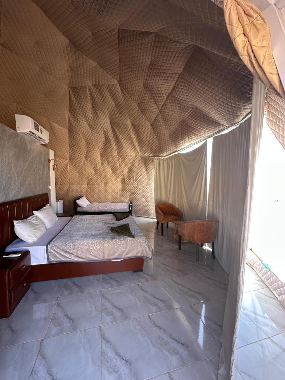 Star Magic Camp Hotel Wadi Rum Eksteriør billede