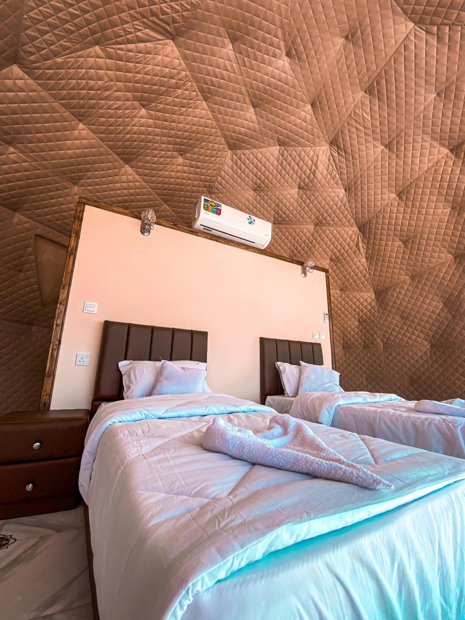 Star Magic Camp Hotel Wadi Rum Eksteriør billede